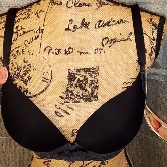 Youmita 36D Black Floral Lace Overlay Plunge Bra NWT - Picture 5 of 7